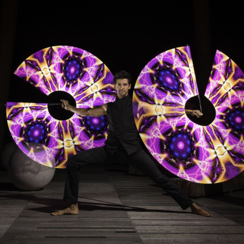 Visual Poi Maxi  – dazzling display of any image