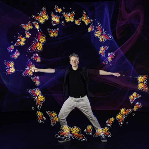 Let images come alive with Visual Poi