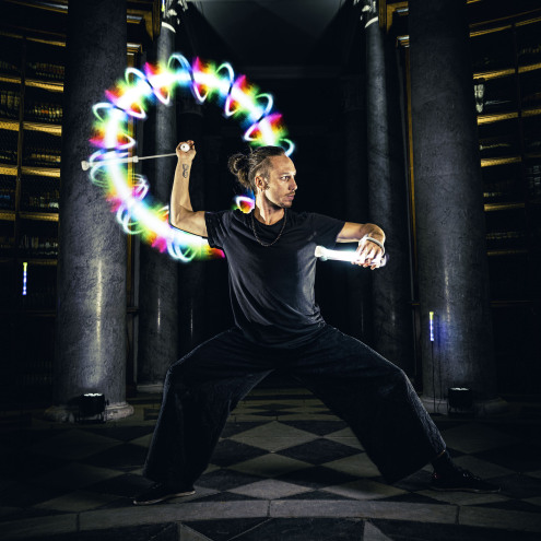 Be a martial Lumi Poi artist