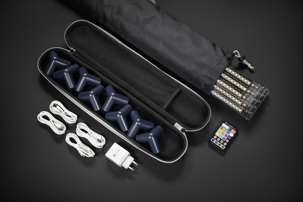 Lumi cube package includes