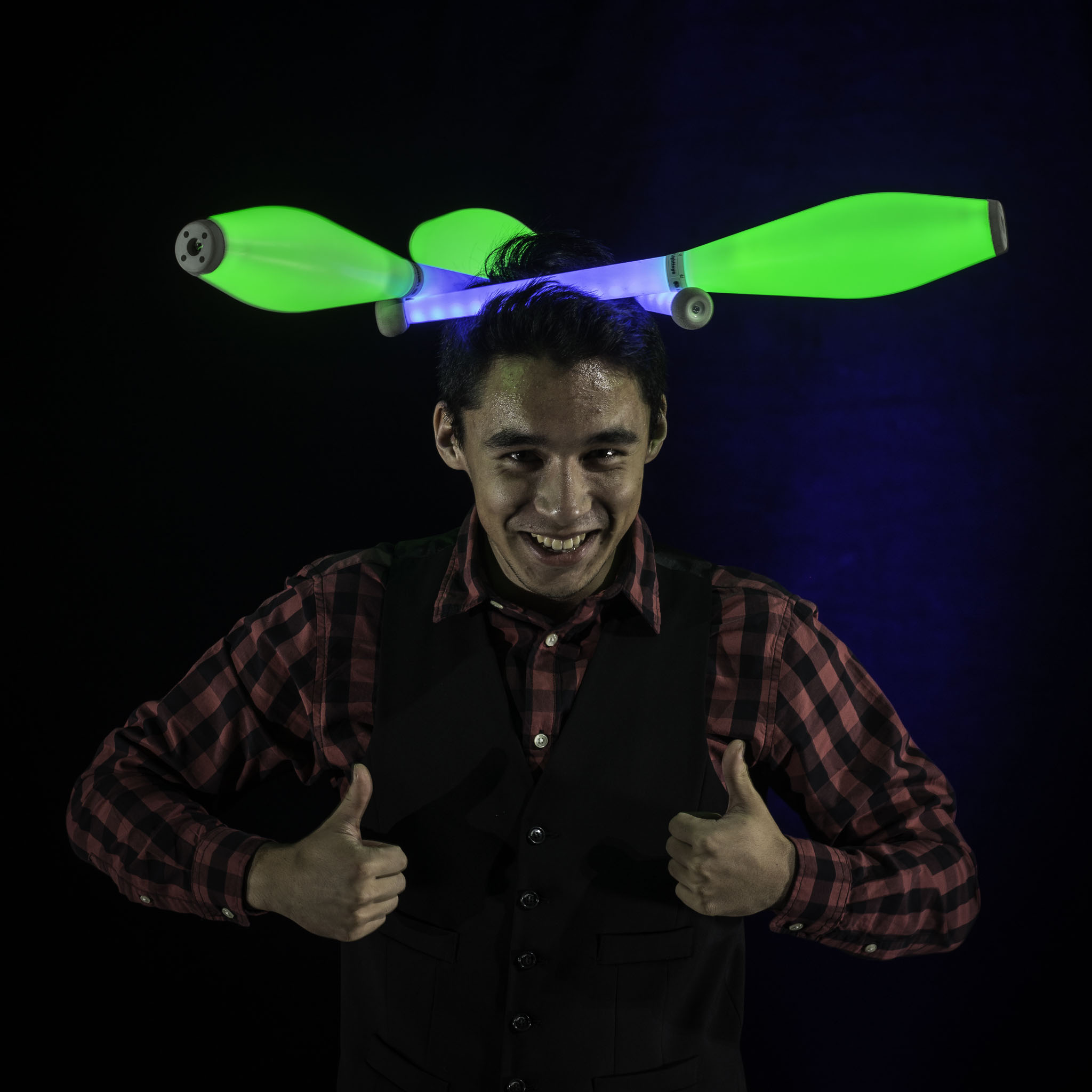 Enjoy the new LED juggling club