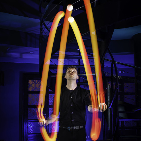 LED juggling ball – full color spectrum