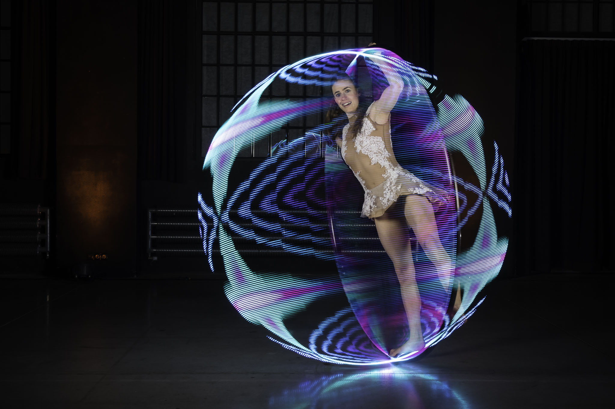 LED Cyr Wheel FT2 Pyroterra Lighttoys