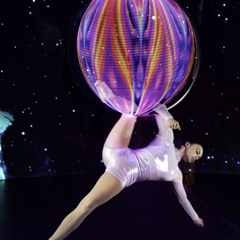 Can show amazing light effects to the audience