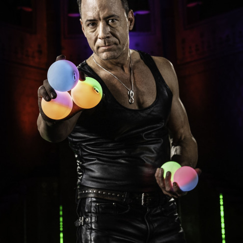 LED Juggling Ball – with great battery life