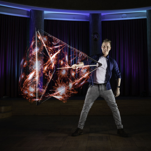 Lumi LED pyramid tetrahedron